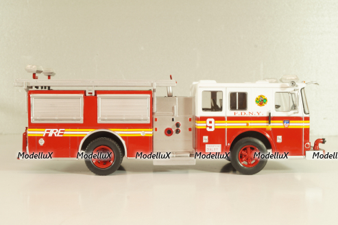 Seagrave Marauder II fire pump appliance, New York Fire Department 2003, Altaya 1:43