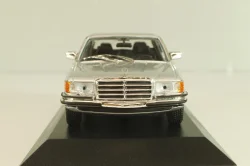 Mercedes-Benz 450 SEL 6.9 (W116) 1972, silver, 940039200, Maxichamps 1:43