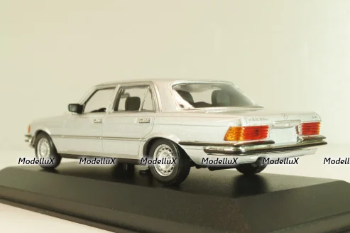 Mercedes-Benz 450 SEL 6.9 (W116) 1972, silver, 940039200, Maxichamps 1:43