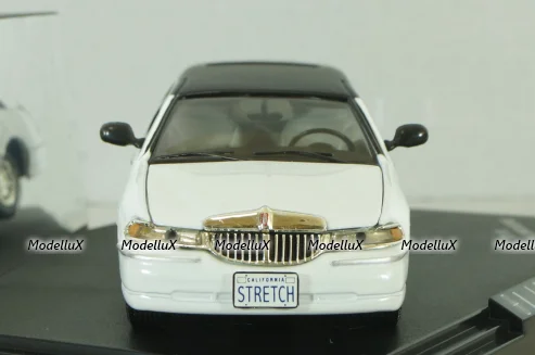 Lincoln Town Car Limousine 2000, white, 10110, Sun Star 1:43 Уценка!
