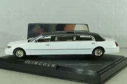 Lincoln Town Car Limousine 2000, white, 10110, Sun Star 1:43 Уценка!