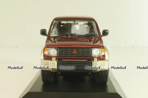 Mitsubishi Pajero LWB 1991, dark red metallic, 940163470, Maxichamps 1:43
