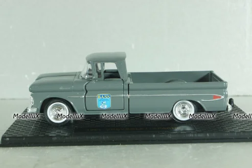 Chevrolet Apache pickup nruck 1961, grey, 68600, Road Champs 1:43