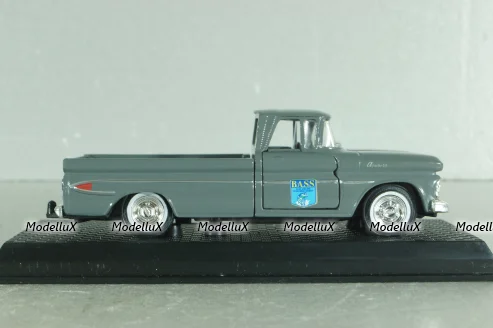 Chevrolet Apache pickup nruck 1961, grey, 68600, Road Champs 1:43