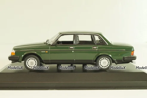 Volvo 240 GL 1986, dark green, 940171404, Maxichamps 1:43