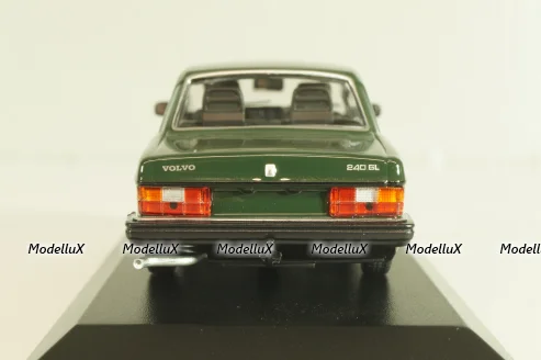 Volvo 240 GL 1986, dark green, 940171404, Maxichamps 1:43