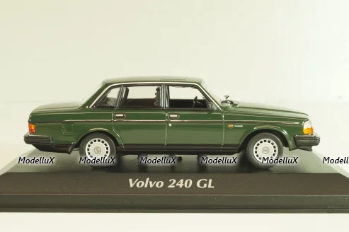 Volvo 240 GL 1986, dark green, 940171404, Maxichamps 1:43