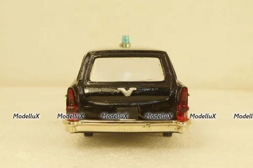 Газ-13С Чайка, Медицинский, Конверсия  СССР 1:43