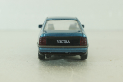Opel Vectra (A) GL sedan 1988, blue, Gama 1:43