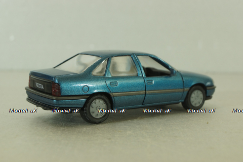Opel Vectra (A) GL sedan 1988, blue, Gama 1:43
