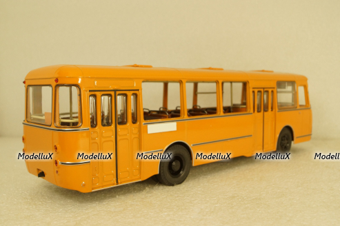 Лиаз-677М охра, Classicbus 1:43