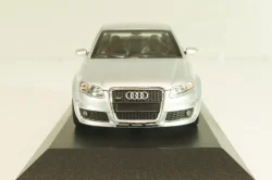 Audi RS4 (B7) 2004 silver metallic, 940014601, Maxichamps 1:43