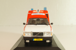 Volvo 264  Ambulance 1985, white/red, 7495006, Ambulance Collection #6, Atlas 1:43