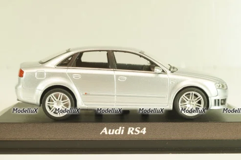 Audi RS4 (B7) 2004 silver metallic, 940014601, Maxichamps 1:43