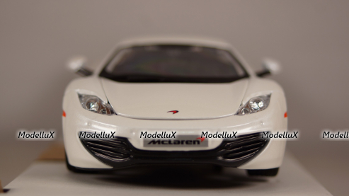 McLaren MP4-12C 2011, white, 18-21074, Bburago 1:24