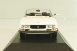 Peugeot 504 Cabriolet 1977, white, 940112131, Maxichamps 1:43