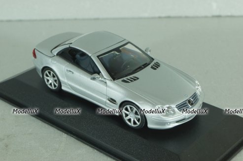 Mercedes-Benz SL 500 (R230) with operation roof 2001, silver, 400032030, Minichamps 1:43