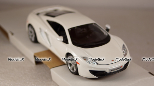 McLaren MP4-12C 2011, white, 18-21074, Bburago 1:24