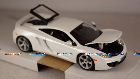 McLaren MP4-12C 2011, white, 18-21074, Bburago 1:24