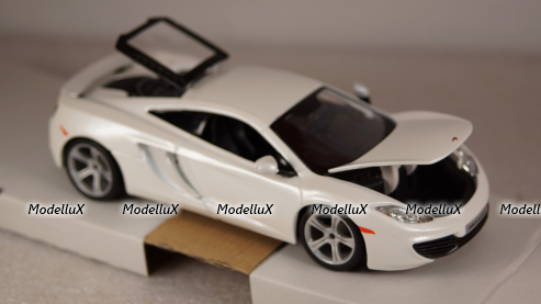 McLaren MP4-12C 2011, white, 18-21074, Bburago 1:24