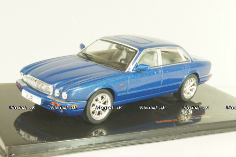 Jaguar XJ8 (X308) 1998, blue, CLC588, IXO 1:43