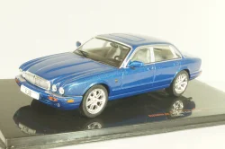 Jaguar XJ8 (X308) 1998, blue, CLC588, IXO 1:43