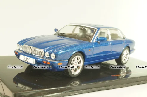 Jaguar XJ8 (X308) 1998, blue, CLC588, IXO 1:43
