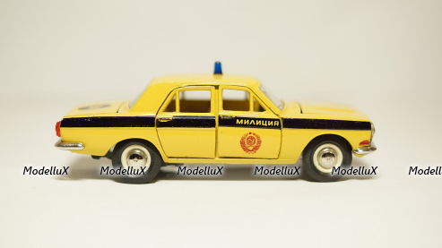 Renault Estafette orange/white, WB124053, WhiteBox 1:24