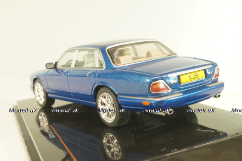 Jaguar XJ8 (X308) 1998, blue, CLC588, IXO 1:43