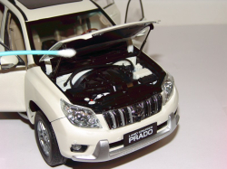 Toyota Land Cruiser Prado 150 SUV 1:18
