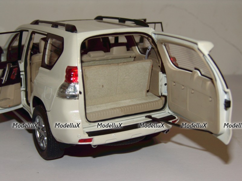 Toyota Land Cruiser Prado 150 SUV 1:18