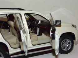 Toyota Land Cruiser Prado 150 SUV 1:18