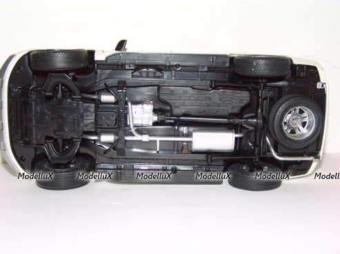 Toyota Land Cruiser Prado 150 SUV 1:18