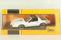Pontiac Firebird 1982, white, CLC582, IXO 1:43