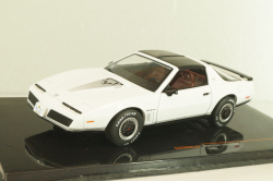 Pontiac Firebird 1982, white, CLC582, IXO 1:43