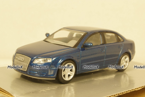 Audi A4  Saloon New Ray 1:43 