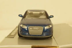 Audi A4  Saloon New Ray 1:43 