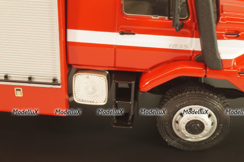 Mercedes-Benz Zetros 1833 A 4x4 TLF 20/4500, пожарный автомобиль, красный, TR4839, TruckTyr 1:43