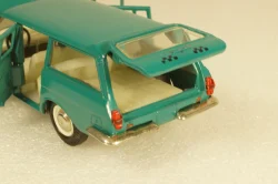 Газ-2402 Волга, такси, зеленая, Тантал/Радон  1:43
