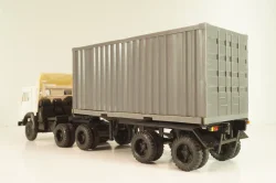 Камаз-5410 с п/прицепом контейнеровозом, белый/серый, Арек 1:43