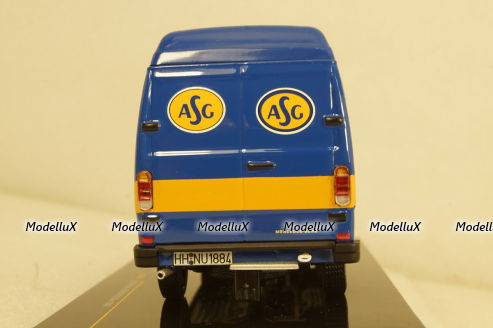 Mercedes 207D Van transport edition 1987, CLC224, IXO 1:43