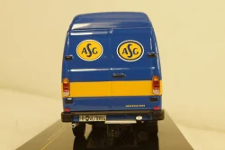 Mercedes 207D Van transport edition 1987, CLC224, IXO 1:43