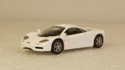 McLaren F1 Roadcar white, 870133822, Minichamps 1:87