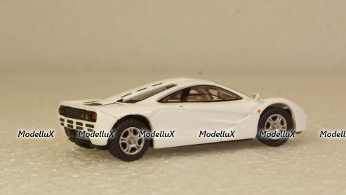 McLaren F1 Roadcar white, 870133822, Minichamps 1:87