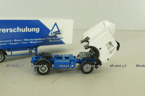 Mercedes SK 1850 LS tractor with semi-trailer "Fahrerschulung" 1994, blue/white, Herpa 1:87