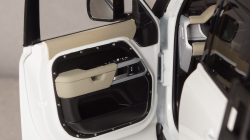 Land Rover Defender 110 with Roof Pack 2020 Fuji White, Almost Real 1:18