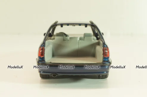 BMW 520i Touring (E39) 1995, dark blue, Schuco 1:43 Уценка!