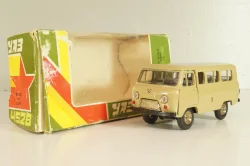 Уаз-452 А41, бежевый, 1991г., Тантал/Радон 1:43