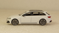 Audi RS4 Avant 2018 white metallic, 870018214, Minichamps 1:87