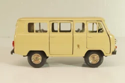 Уаз-452 А41, бежевый, 1991г., Тантал/Радон 1:43